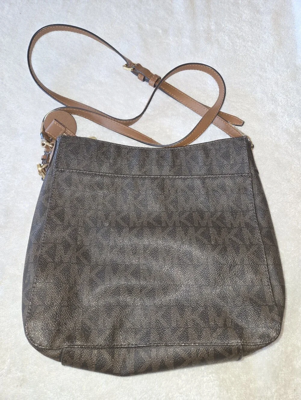 Michael Kors Jet Set Travel Small Messenger Bag